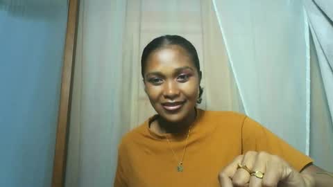 Snapshot of gggloria chatting on October 12, 6:29 pm gggloria online show from October 12, 6:29 pm