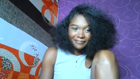 gggloria online show from August 7, 8:05 am