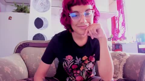 Grisel 3 online show from December 6, 5:55 pm