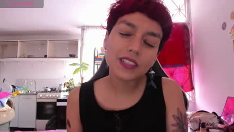 Grisel 3 online show from December 18, 7:52 pm