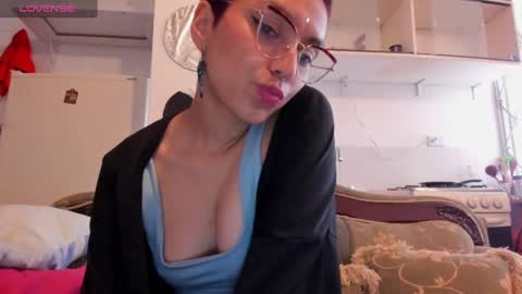 Grisel 3 online show from January 11, 9:25 pm