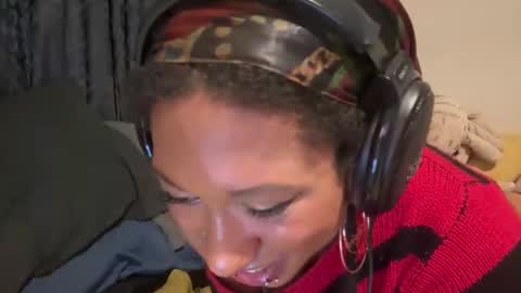 Snapshot of ghastgirlt_t chatting on November 6, 3:18 am ghastgirlt_t online show from November 6, 3:18 am