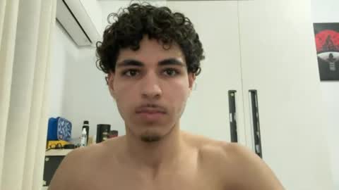 Snapshot of ghilassss chatting on March 10, 4:56 pm ghilassss online show from March 10, 4:56 pm