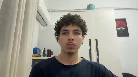 Snapshot of ghilassss chatting on March 26, 11:21 pm ghilassss online show from March 26, 11:21 pm