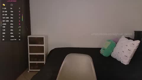 Im Jenn Next stream Monday - start -5 GMT online show from October 13, 9:48 pm