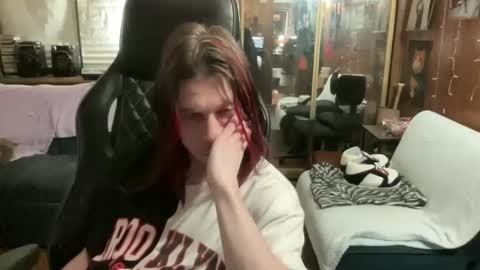 Snapshot of ghostboygbc chatting on March 16, 5:44 am ghostboygbc online show from March 16, 5:44 am