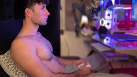 Snapshot of ghostdaddy9 chatting on November 5, 12:54 am big boy ghost face online show from November 5, 12:54 am