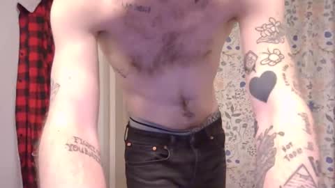 Snapshot of ghostofmd chatting on December 16, 2:33 pm Ghost online show from December 16, 2:33 pm