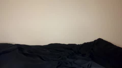 Snapshot of ghostpetal chatting on April 16, 2:45 am ghostpetal online show from April 16, 2:45 am