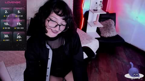 Allison  online show from December 2, 11:40 pm