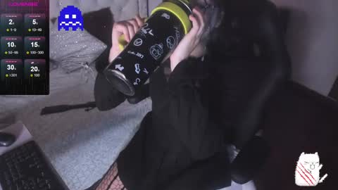 Allison  online show from March 12, 8:10 pm