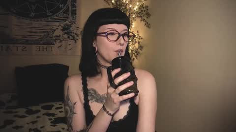 Snapshot of ghoticspectre chatting on March 20, 4:12 pm ghoticspectre online show from March 20, 4:12 pm