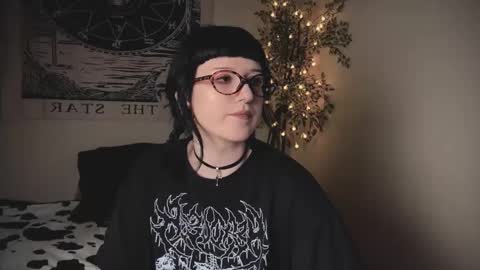 Snapshot of ghoticspectre chatting on March 22, 5:05 pm ghoticspectre online show from March 22, 5:05 pm