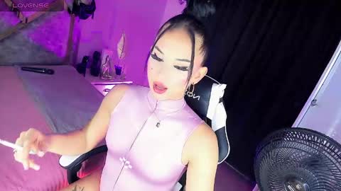 Snapshot of gia21xxx chatting on April 24, 2:36 am Gia Ferrara online show from April 24, 2:36 am