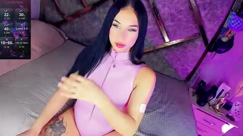 Gia Ferrara online show from June 30, 4:24 am