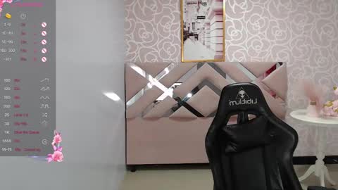 gia_ch online show from January 18, 1:51 pm