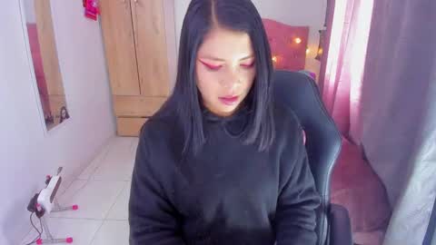 Snapshot of gia_contii chatting on December 30, 2:30 pm giaaaa online show from December 30, 2:30 pm