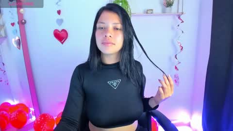 Snapshot of gia_contii chatting on February 15, 1:21 am giaaaa online show from February 15, 1:21 am