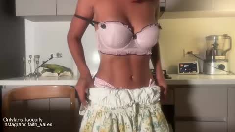 Leo online show from July 7, 12:46 am