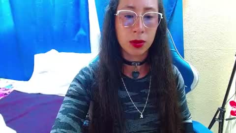 Gia  online show from June 5, 8:36 pm
