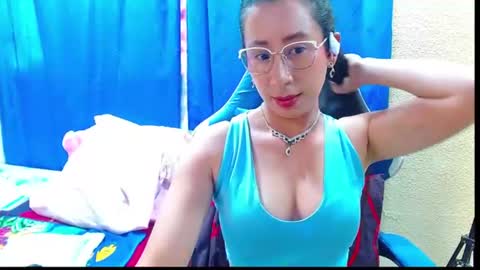 Gia  online show from July 10, 4:20 pm
