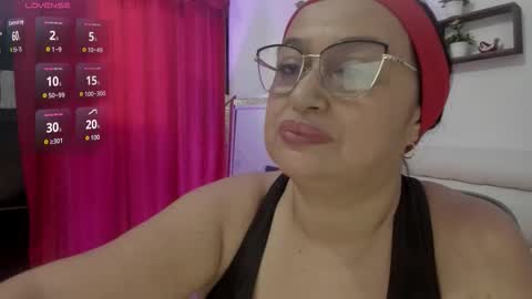 nahomi online show from October 25, 4:24 pm