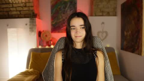Snapshot of gia_paige18 chatting on December 8, 3:45 pm Gia Paige18 online show from December 8, 3:45 pm