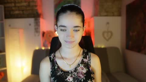 Snapshot of gia_paige18 chatting on February 13, 8:48 am Gia Paige18 online show from February 13, 8:48 am