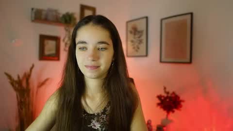 Snapshot of gia_paige18 chatting on September 16, 8:15 am Gia Paige18 online show from September 16, 8:15 am