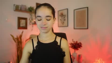 Snapshot of gia_paige18 chatting on September 18, 1:24 pm Gia Paige18 online show from September 18, 1:24 pm