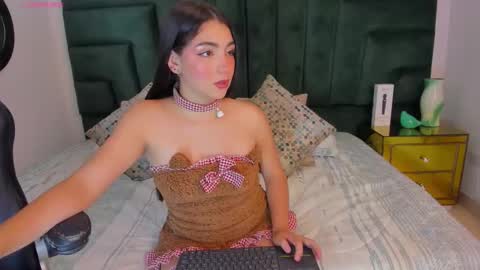 Snapshot of giacapriani chatting on January 16, 11:53 pm giacapriani online show from January 16, 11:53 pm