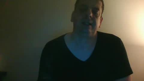 Snapshot of giaco1982 chatting on January 19, 6:53 am samuel online show from January 19, 6:53 am