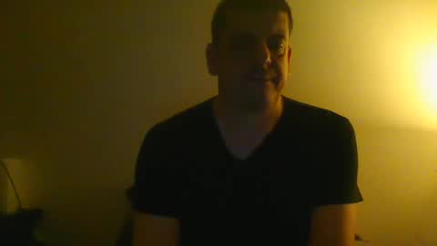 Snapshot of giaco1982 chatting on January 22, 2:59 am samuel online show from January 22, 2:59 am
