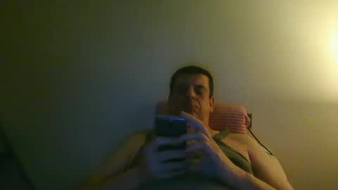Snapshot of giaco1982 chatting on February 8, 6:43 am samuel online show from February 8, 6:43 am