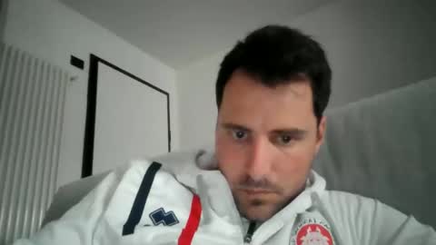 giacomo9669 online show from March 3, 1:39 pm