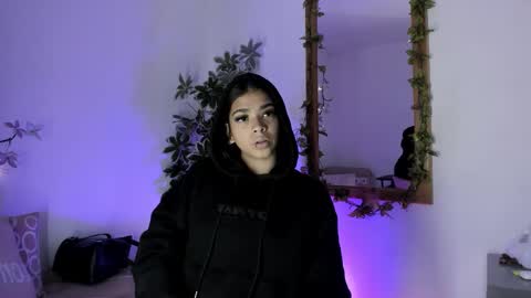 Snapshot of giafu chatting on September 30, 6:24 pm Gia online show from September 30, 6:24 pm