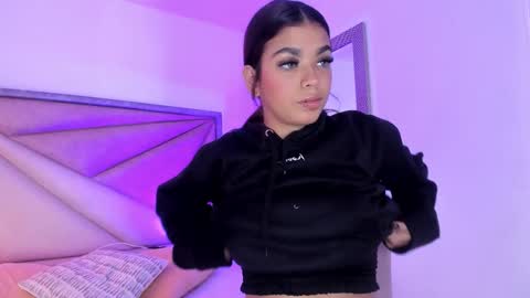 Snapshot of giafu chatting on October 27, 6:45 pm Gia online show from October 27, 6:45 pm