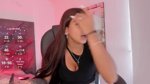 Snapshot of giafu chatting on December 15, 5:28 pm Gia online show from December 15, 5:28 pm