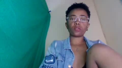gialbloody online show from July 14, 12:55 pm