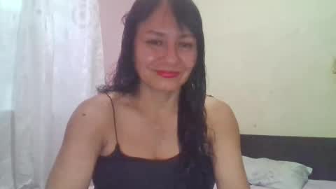 gianna165909 online show from January 25, 10:50 pm