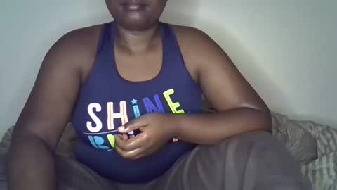 Snapshot of giannah01 chatting on October 7, 1:25 am Giannah online show from October 7, 1:25 am