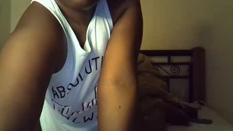 Snapshot of giannah01 chatting on October 14, 8:31 pm Giannah online show from October 14, 8:31 pm