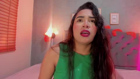 giannaslimjb online show from October 4, 3:48 am