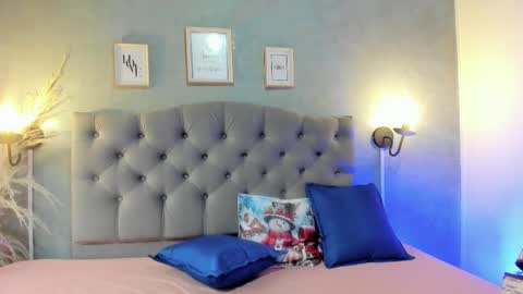 giannaslimjb online show from November 23, 9:25 pm