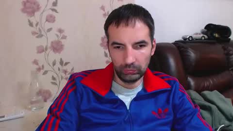 Gianni online show from November 15, 6:37 pm