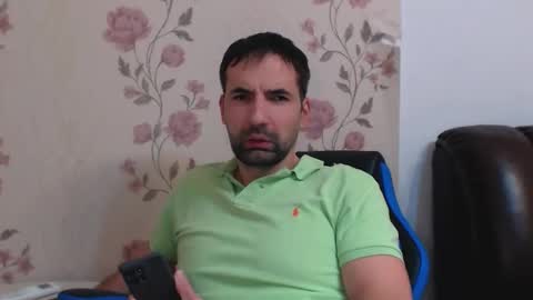 Gianni online show from December 17, 6:25 pm