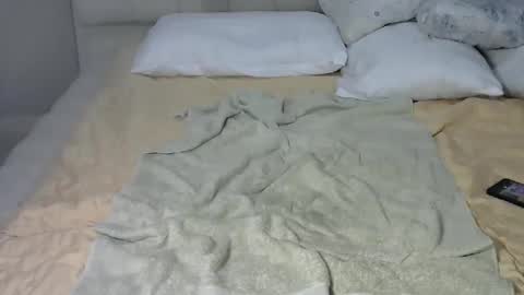 giant_couples online show from November 16, 7:58 am