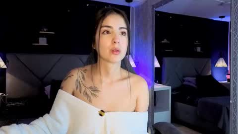 Snapshot of giapearl2 chatting on October 14, 1:12 pm Gia online show from October 14, 1:12 pm