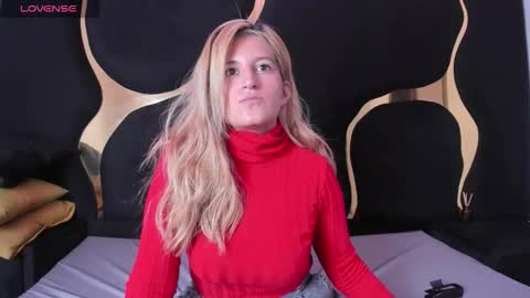 GiaRoussel online show from February 4, 4:35 pm