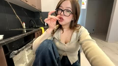 Snapshot of giascharmann chatting on March 27, 8:26 am giascharmann online show from March 27, 8:26 am